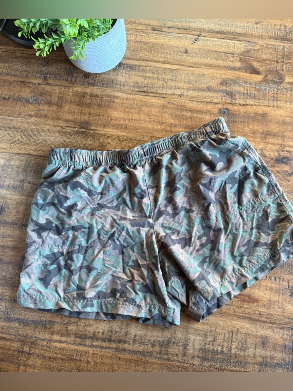 Columbia Camo Drawstring Shorts - Green/Brown